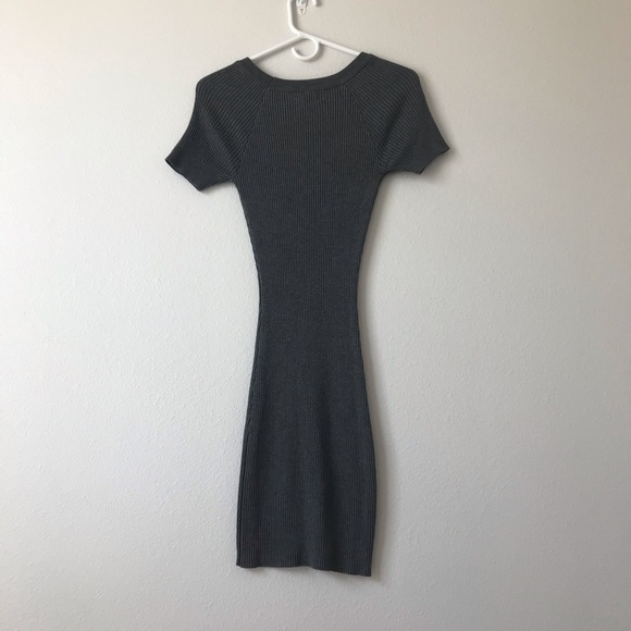 DRESS BUNDLE ✨ Ribbed Bodycon Dress - Picture 2 of 2